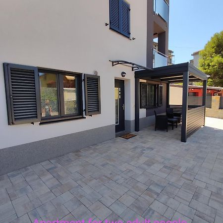 Apartments Seea Изола Екстериор снимка